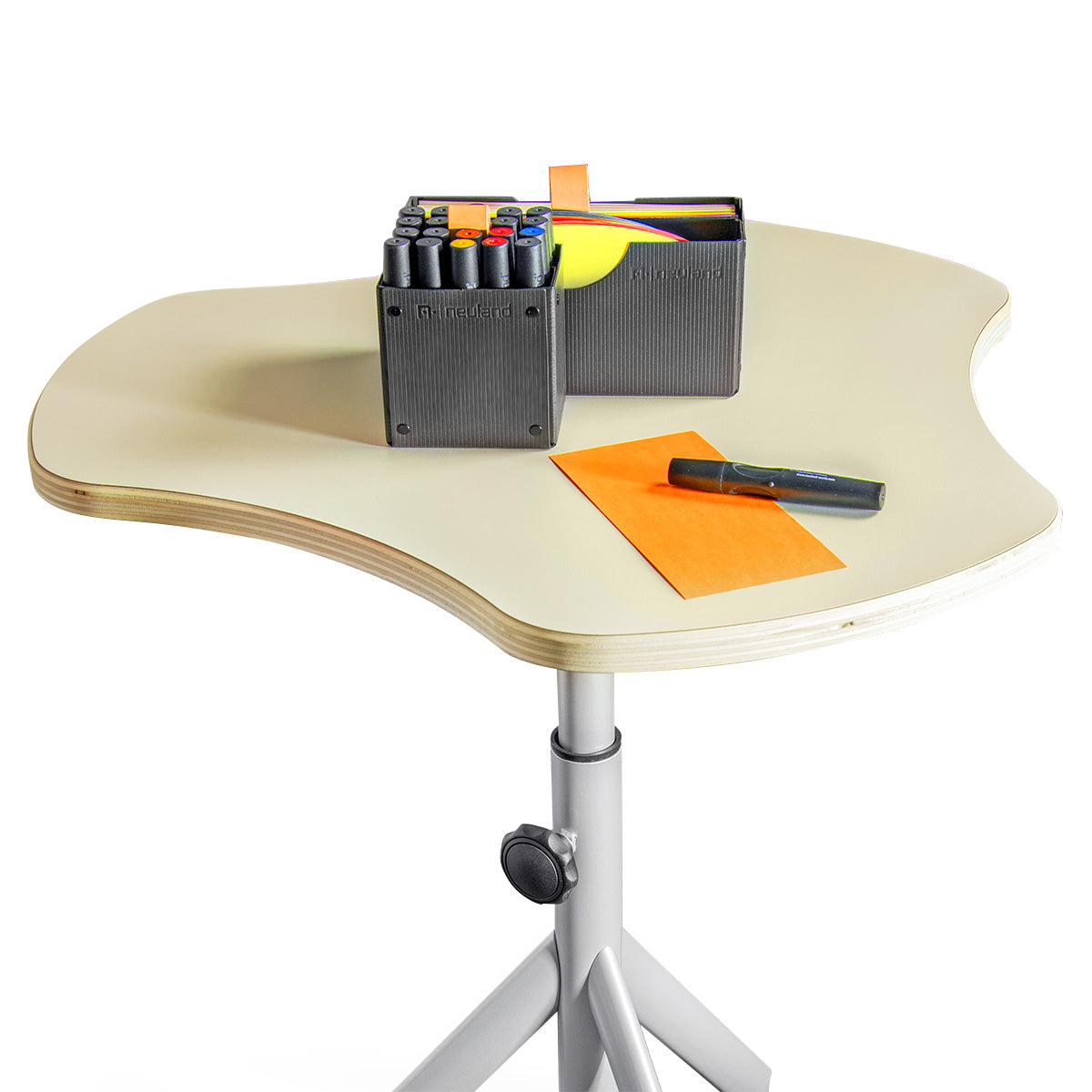 Multifunctional table HUB